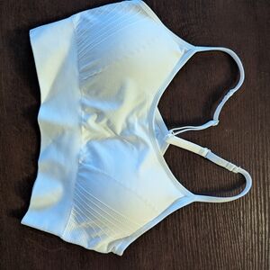 Women's White Seamless Bra